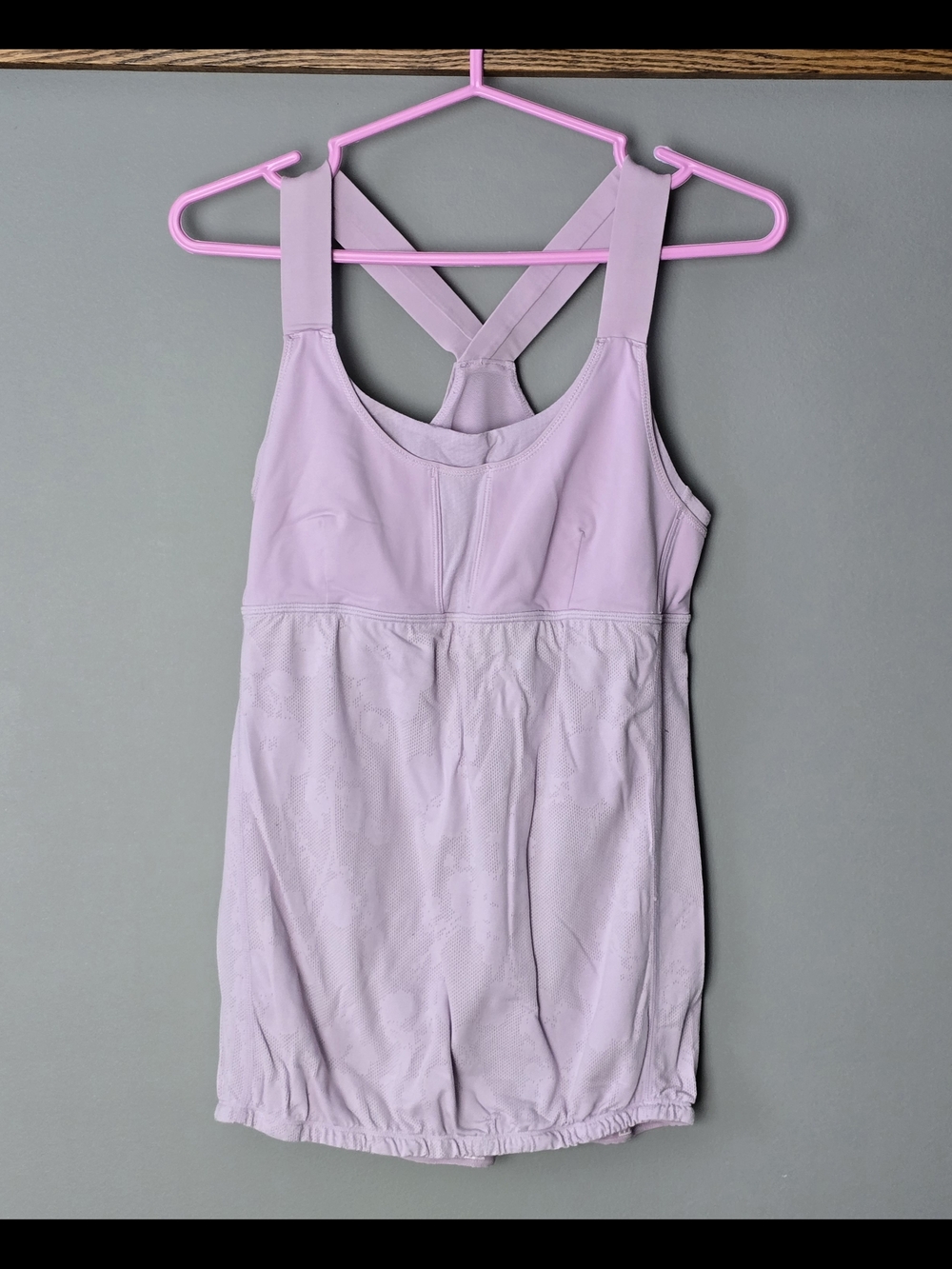 Size 8 Lululemon Run: Stuff Your Bra Tank
Rose Quartz